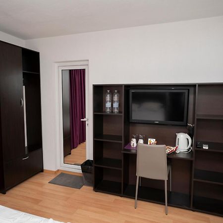 Guest House Traikovi Petrich  Dış mekan fotoğraf